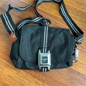 Corvette-buckle down bag